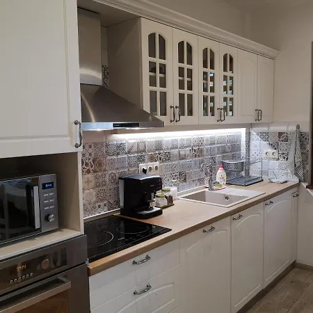 - Lets4holiday Διαμέρισμα Βάρνα