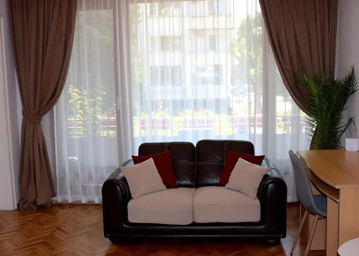 - Lets4holiday Lägenhet